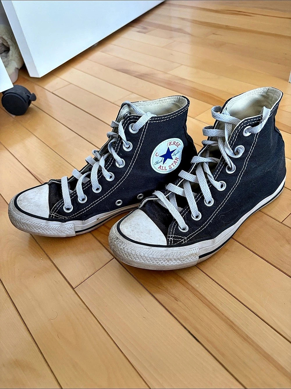 Converse Chuck Taylor All Star High Top Sneakers Black & White